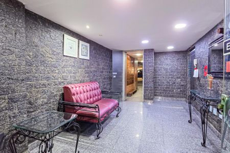 Apartamento à venda com 67m², 2 quartos e 1 vagaHall social