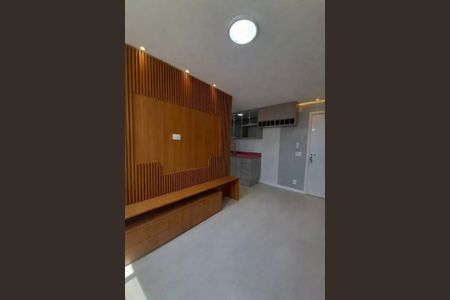 Sala de apartamento para alugar com 2 quartos, 35m² em RP3 (Regiões de Planejamento), Santo André