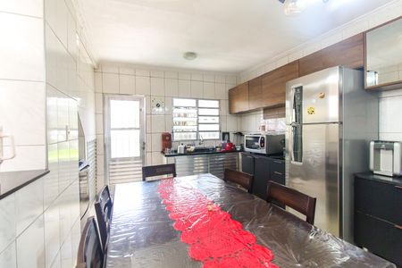 Casa para alugar com 150m², 3 quartos e 2 vagasCozinha