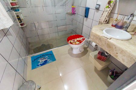 Casa para alugar com 150m², 3 quartos e 2 vagasBanheiro 2