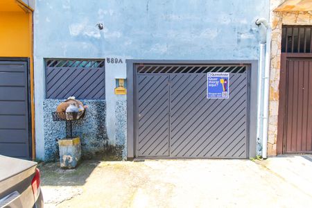 Casa para alugar com 150m², 3 quartos e 2 vagasFachada + Placa