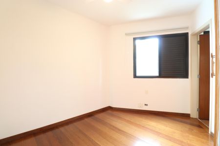 Apartamento à venda com 127m², 3 quartos e 2 vagasSuíte 2