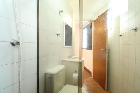 Apartamento à venda com 127m², 3 quartos e 2 vagasBanheiro da Suíte 2