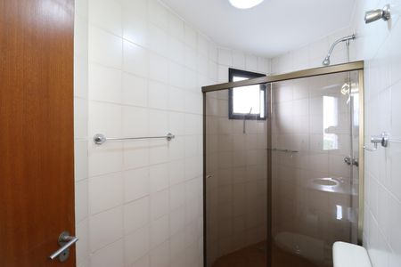 Apartamento à venda com 127m², 3 quartos e 2 vagasBanheiro da Suíte 2