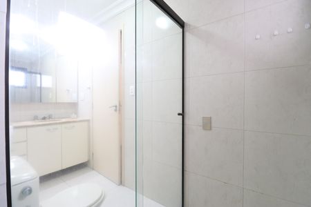 Apartamento à venda com 127m², 3 quartos e 2 vagasBanheiro da Suíte 1