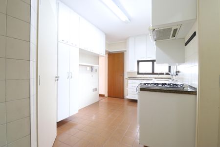 Apartamento à venda com 127m², 3 quartos e 2 vagasCozinha