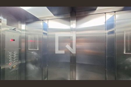 Apartamento à venda com 127m², 3 quartos e 2 vagasElevador