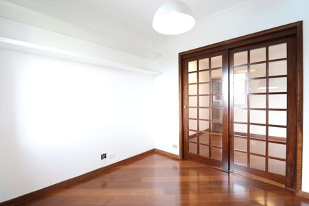 Apartamento à venda com 127m², 3 quartos e 2 vagasEscritório