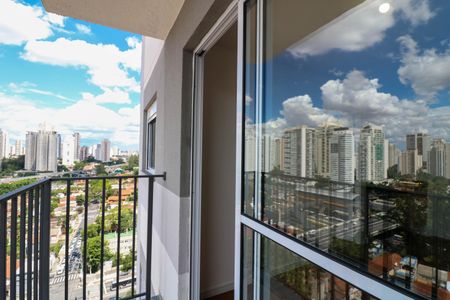 Studio para alugar com 27m², 1 quarto e sem vaga Studio para alugar com 27m², 1 quarto e sem vagaVaranda