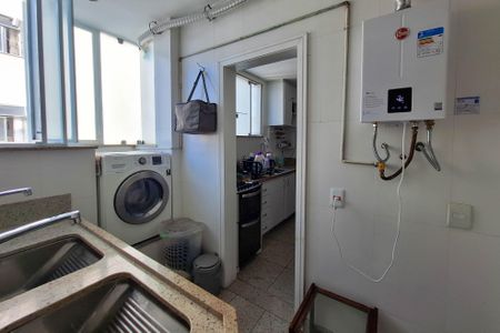 Apartamento à venda com 139m², 3 quartos e 1 vagaÁrea de Serviço