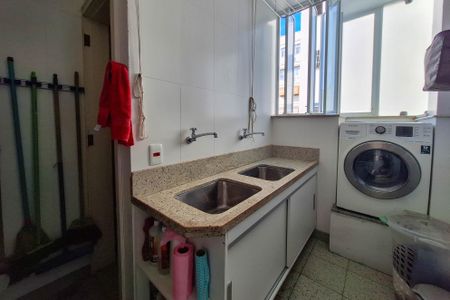 Apartamento à venda com 139m², 3 quartos e 1 vagaÁrea de Serviço