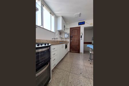 Apartamento à venda com 139m², 3 quartos e 1 vagaCozinha