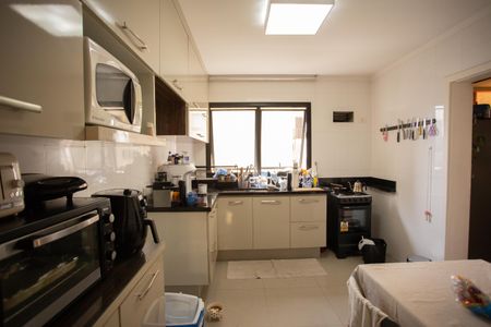 Apartamento à venda com 142m², 3 quartos e 2 vagasCOZINHA