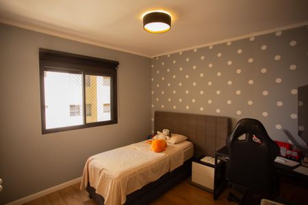 Apartamento à venda com 142m², 3 quartos e 2 vagasQUARTO 4