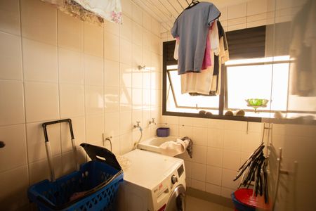 Apartamento à venda com 142m², 3 quartos e 2 vagasÁREA DE SERVIÇO