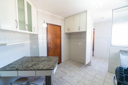 Apartamento para alugar com 104m², 3 quartos e 2 vagasCozinha