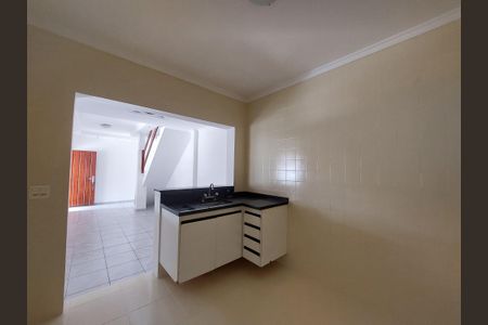 Casa para alugar com 100m², 4 quartos e 1 vagaCozinha