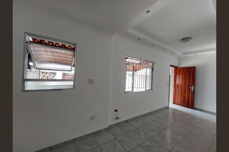 Casa para alugar com 100m², 4 quartos e 1 vagaSala