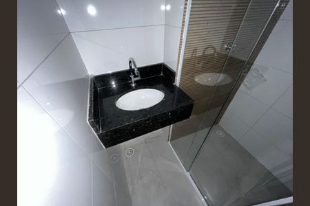 Apartamento para alugar com 36m², 2 quartos e sem vagaBanheiro