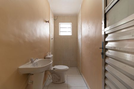 Banheiro  de casa para alugar com 1 quarto, 50m² em São João Climaco, São Paulo