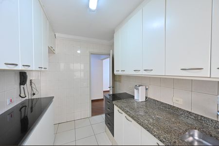 Apartamento à venda com 97m², 3 quartos e 2 vagasCozinha