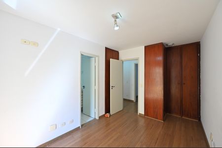 Apartamento à venda com 97m², 3 quartos e 2 vagasSuíte