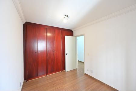 Apartamento à venda com 97m², 3 quartos e 2 vagasQuarto 3