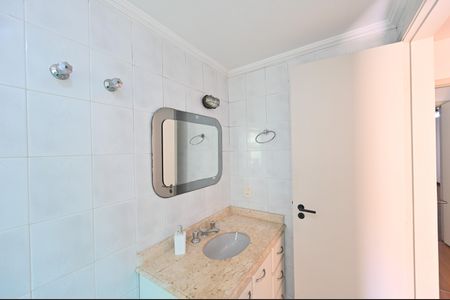 Apartamento à venda com 97m², 3 quartos e 2 vagasBanheiro da Suíte