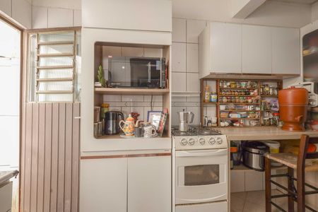 Casa à venda com 140m², 3 quartos e 2 vagasCozinha