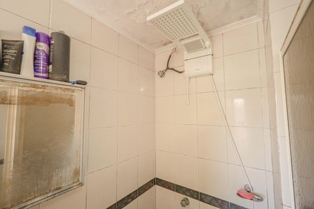 Casa à venda com 140m², 3 quartos e 2 vagasBanheiro Social