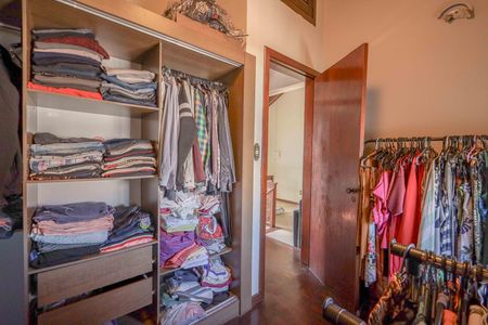 Casa à venda com 140m², 3 quartos e 2 vagasQuarto 2