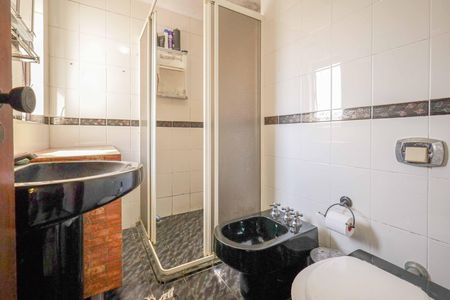 Casa à venda com 140m², 3 quartos e 2 vagasBanheiro Social