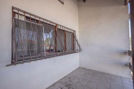 Casa à venda com 140m², 3 quartos e 2 vagasSacada 2