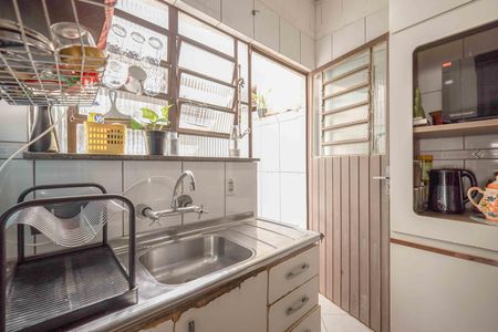 Casa à venda com 140m², 3 quartos e 2 vagasCozinha