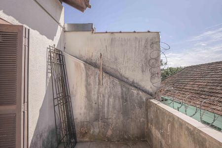 Sacada de casa à venda com 3 quartos, 140m² em Passo das Pedras, Porto Alegre