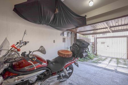 Casa à venda com 140m², 3 quartos e 2 vagasGaragem
