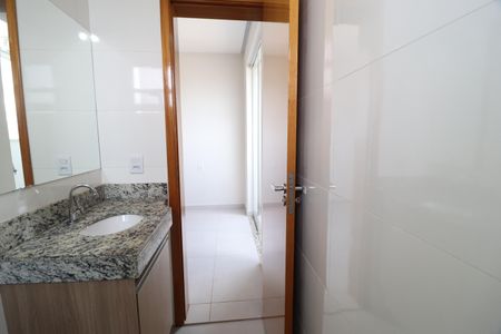 Apartamento para alugar com 65m², 2 quartos e 1 vagaBanheiro do Quarto 2