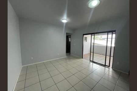 Apartamento para alugar com 2 quartos, 70m² em Industrial, Novo Hamburgo