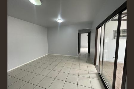 Apartamento para alugar com 2 quartos, 70m² em Industrial, Novo Hamburgo