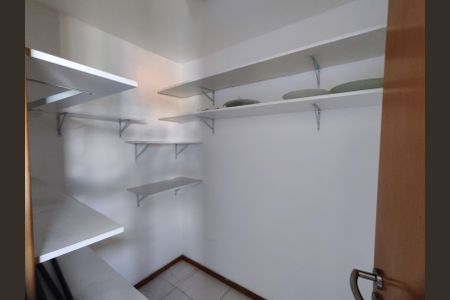 Apartamento para alugar com 120m², 3 quartos e 2 vagas Apartamento para alugar com 120m², 3 quartos e 2 vagasCozinha
