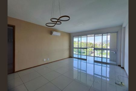 Sala de apartamento para alugar com 3 quartos, 120m² em Recreio dos Bandeirantes, Rio de Janeiro