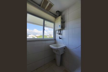 Apartamento para alugar com 120m², 3 quartos e 2 vagas Apartamento para alugar com 120m², 3 quartos e 2 vagasÁrea de Serviço