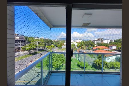 Apartamento para alugar com 120m², 3 quartos e 2 vagas Apartamento para alugar com 120m², 3 quartos e 2 vagasÁrea de Serviço Janela