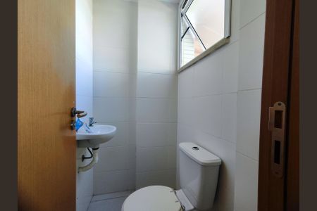 Apartamento para alugar com 120m², 3 quartos e 2 vagas Apartamento para alugar com 120m², 3 quartos e 2 vagasBanheiro de Serviço