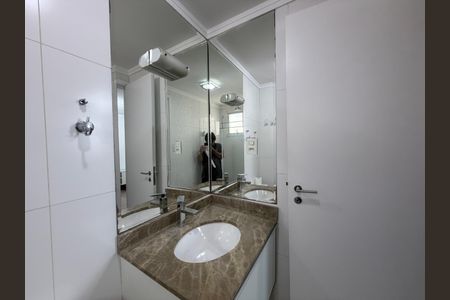 Apartamento à venda com 115m², 3 quartos e 2 vagasBanheiro da Suíte