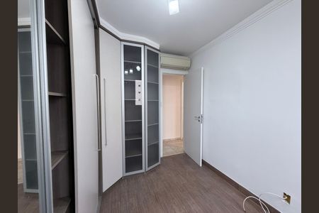 Apartamento à venda com 115m², 3 quartos e 2 vagasQuarto 2