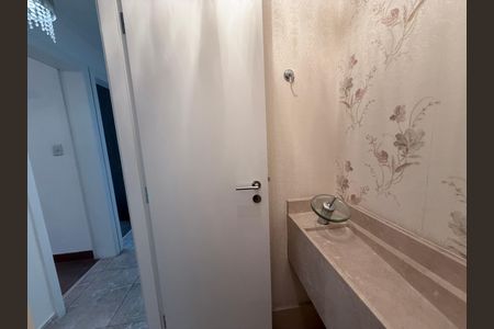 Apartamento à venda com 115m², 3 quartos e 2 vagasLavabo