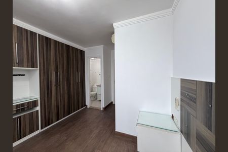 Apartamento à venda com 115m², 3 quartos e 2 vagasSuíte