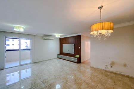 Sala de apartamento para alugar com 3 quartos, 115m² em Vila Bertioga, São Paulo