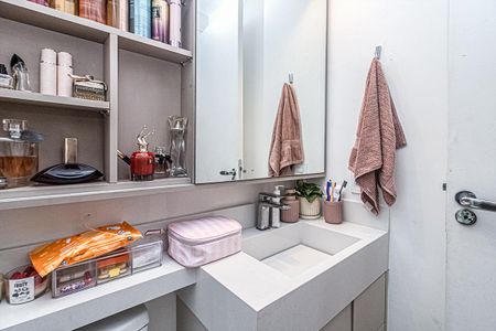 Apartamento à venda com 121m², 3 quartos e 4 vagasbanheiro na suíte 3_2